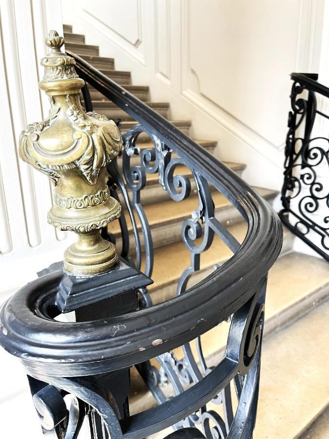 Aux Clefs Des Sacres - Dans Un Hotel Particulier Situe Rue Du Marc - Reims - Hyper Centre Forum Mairie Boulingrin Ngoại thất bức ảnh