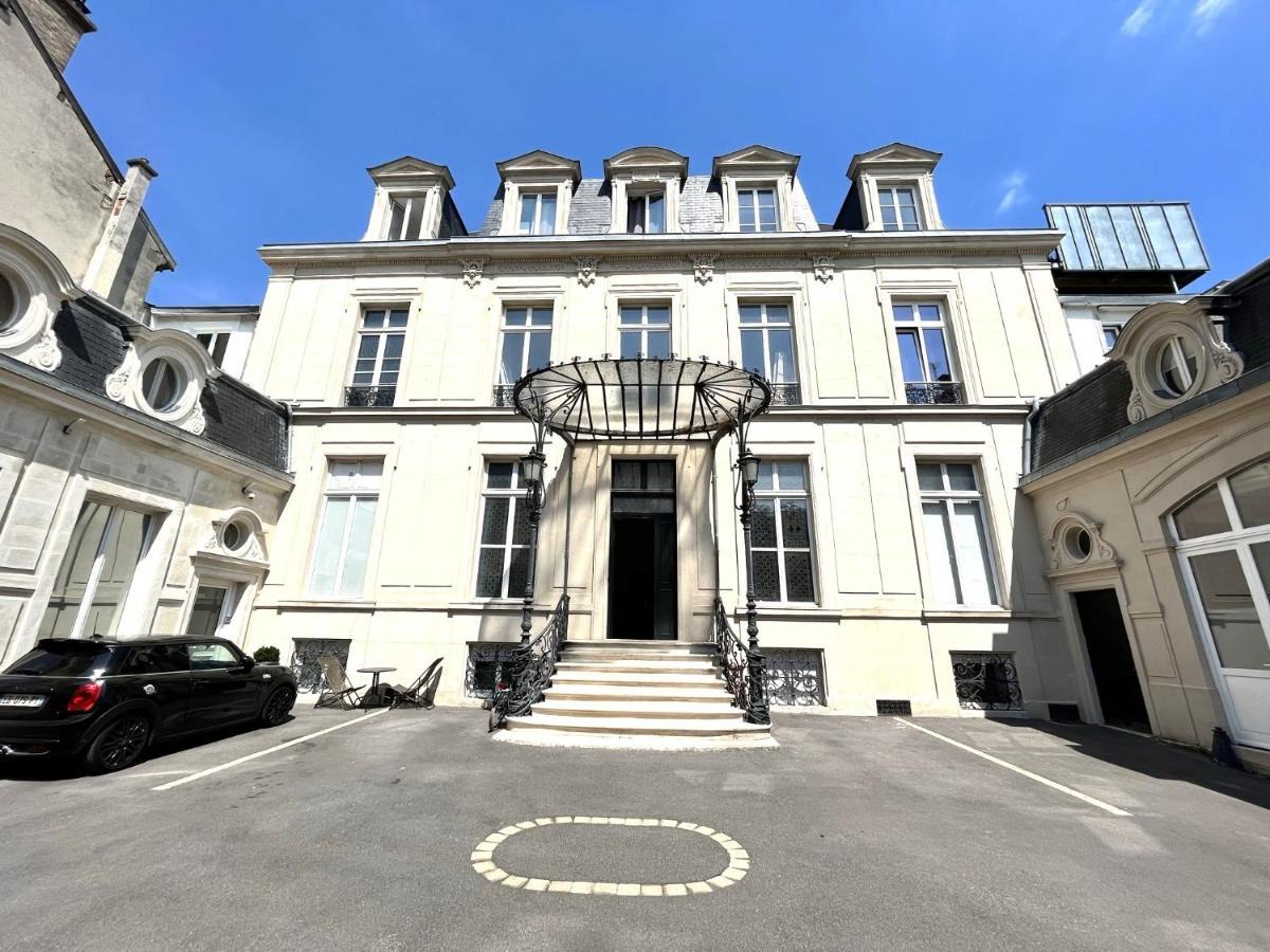 Aux Clefs Des Sacres - Dans Un Hotel Particulier Situe Rue Du Marc - Reims - Hyper Centre Forum Mairie Boulingrin Ngoại thất bức ảnh